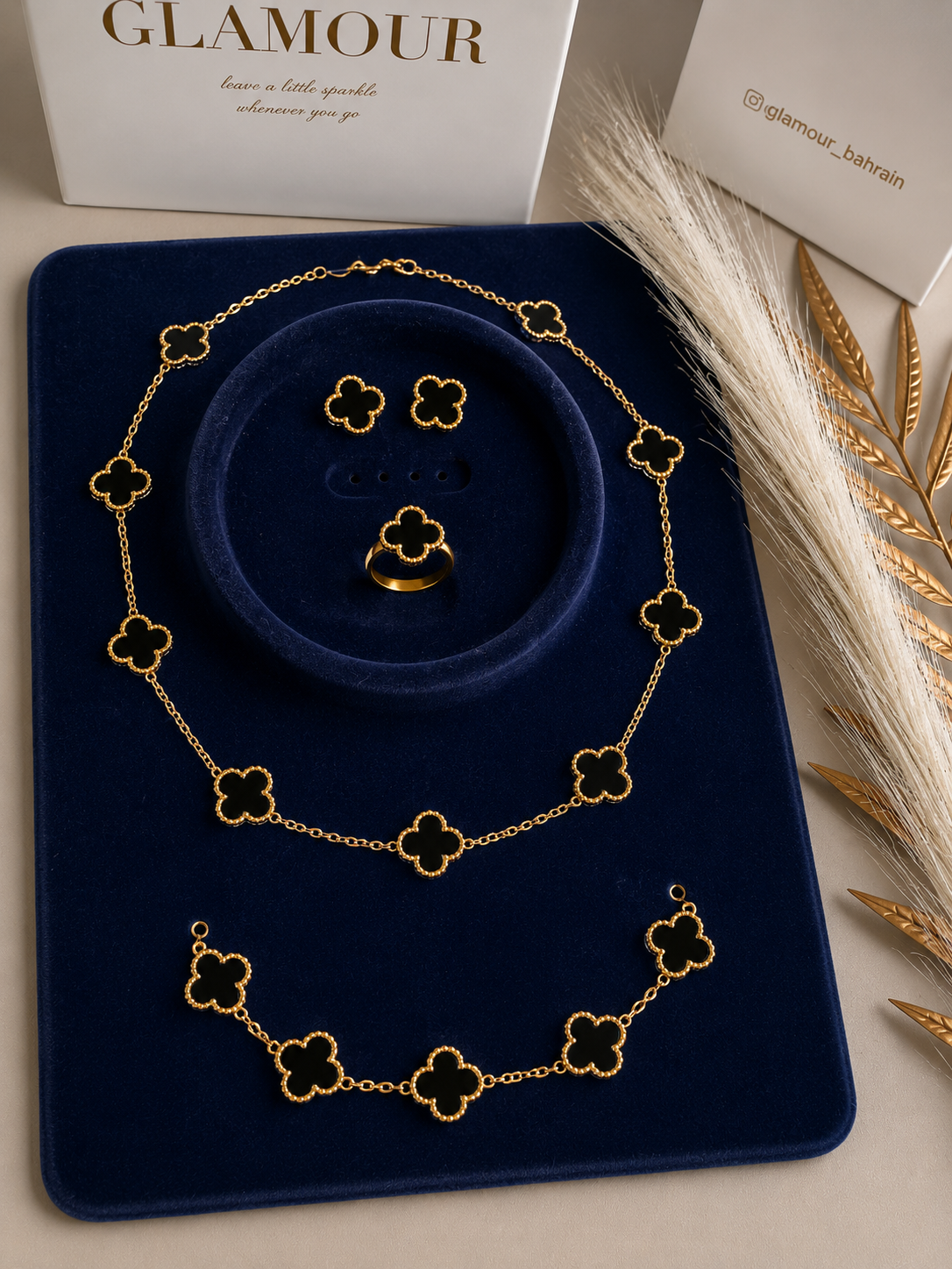 BLACK VAN CLEEF SET (NECKLACE-BRACELET-RING-EARRINGS)