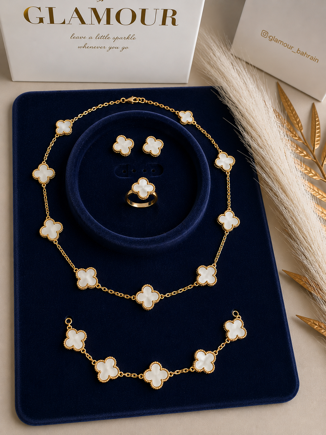 WHITE VAN CLEEF SET
