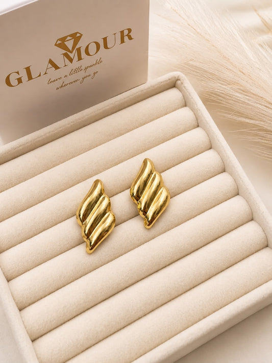 18K GOLD PLATED EARRING
